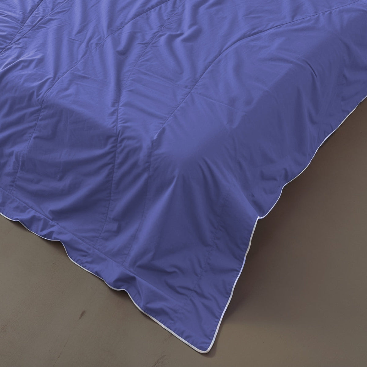 BreeziBlanket™ - Goodbye Night Sweats. Hello Breezi Sleep.